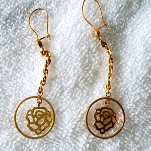 18k solid gold earrings with zirconia